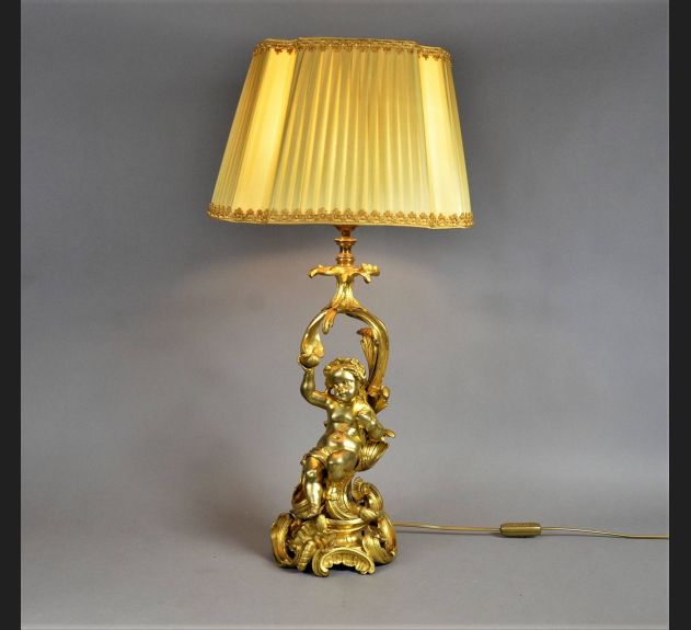 Duża lampa salonowa, brąz złocony XIX wiek