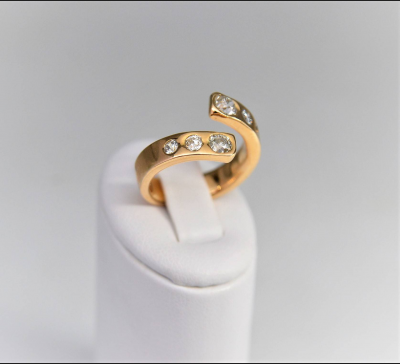 Design, pierścionek złoto 750, brylanty szlify dawne
