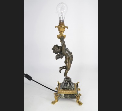 Lampa z Puttem, brąz patynowany XIX wiek