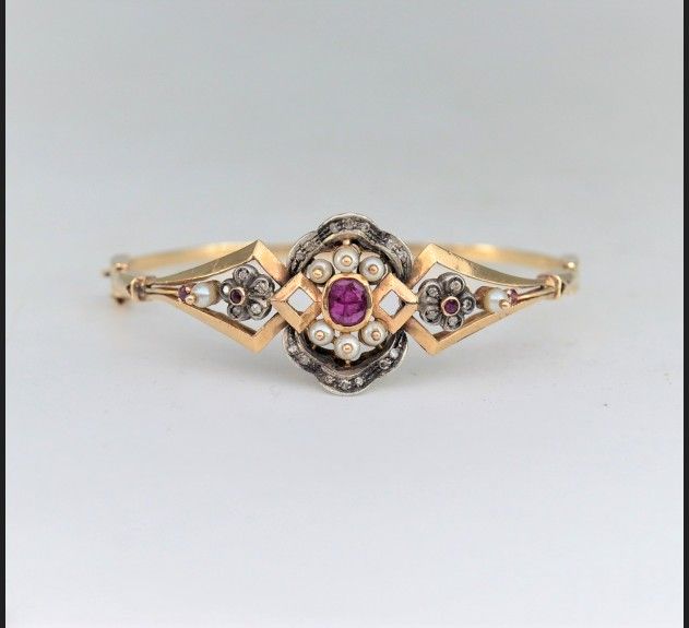Bransoleta złoto, rubiny , perły diamenty XIX w.